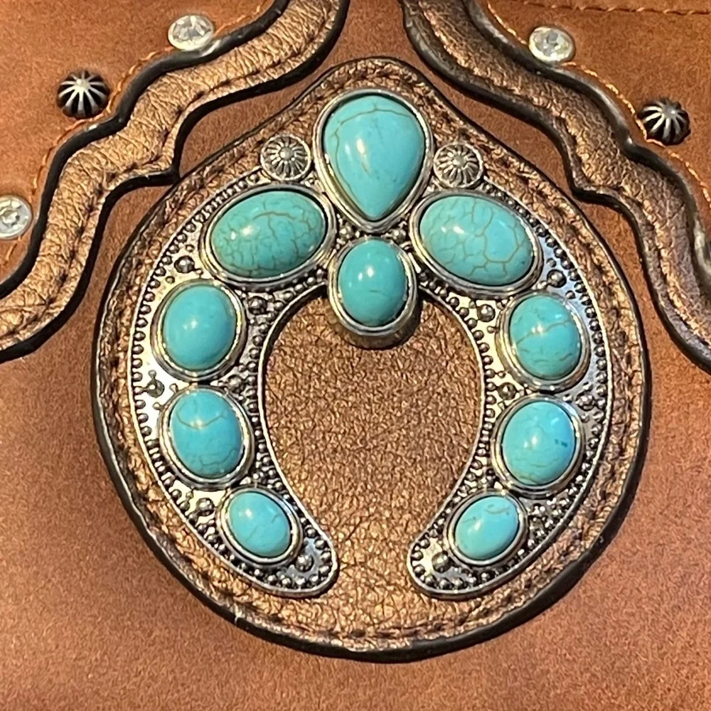 Justin Boots Turquoise Naja Concho Brown Wallet - NWT - Picture 2 of 8